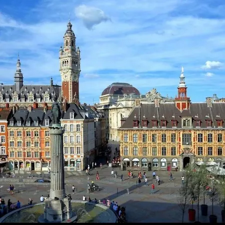 Gæstehus Gare Flandre, Dans L'emblematique Rue De Bethune *